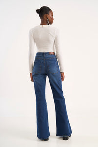 Jeans Flare Madrid Rebel Colcci