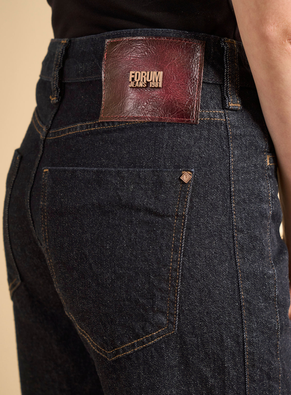 Jeans Mujer Recto Bella Stretch Azul Oscuro Forum