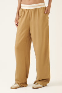 Pantalón Wide Leg con Cintura Elástica Colcci Sport