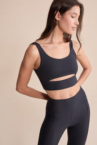 Top Deportivo Cut Out Fit Green Black