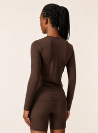 Blusa Deportiva Manga Larga Ajustada Colcci Sport Marrón