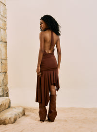 Vestido Midi Halter Neck Asimétrico Marrón