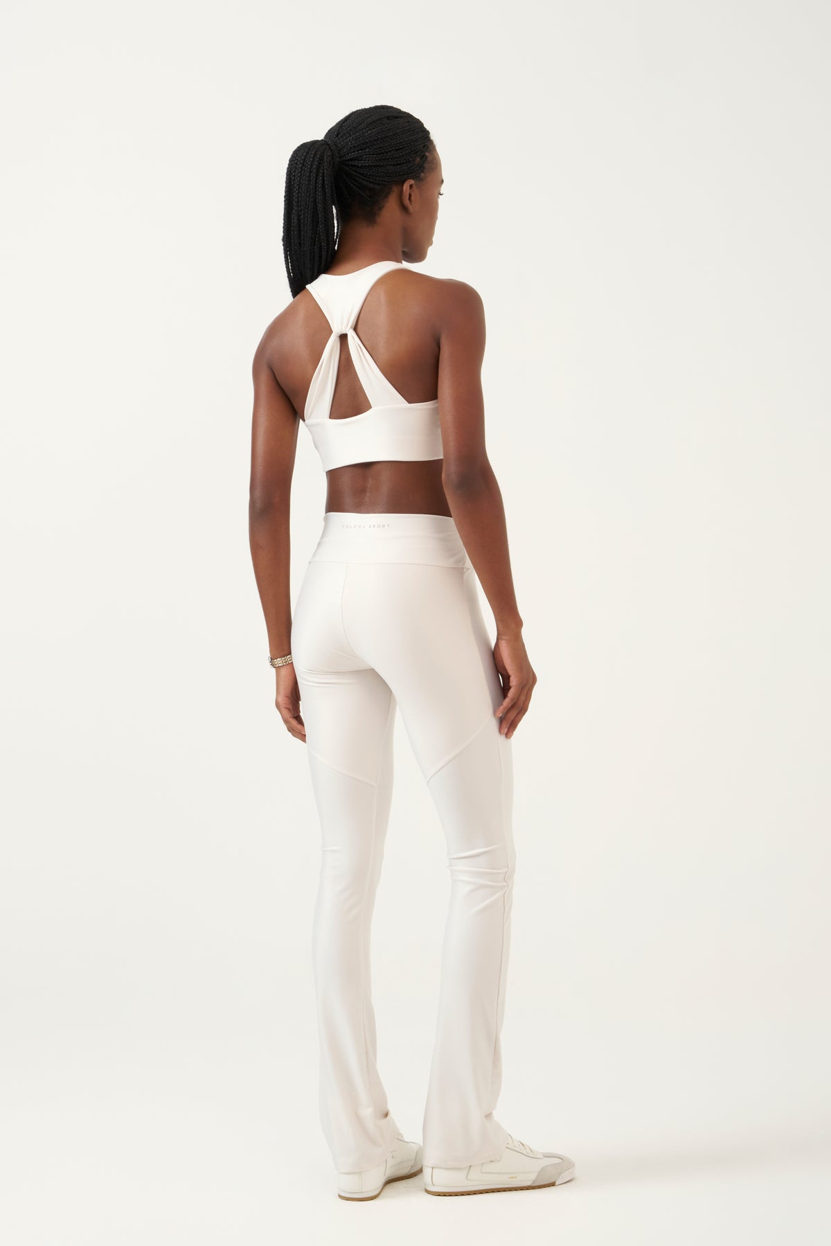 Top Corto Cuello Alto Brillo Escultural COLCCI Sport