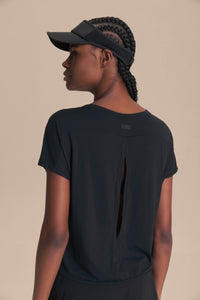 Polera Deportiva Mujer LIVE! Comfort Breath Back Tee