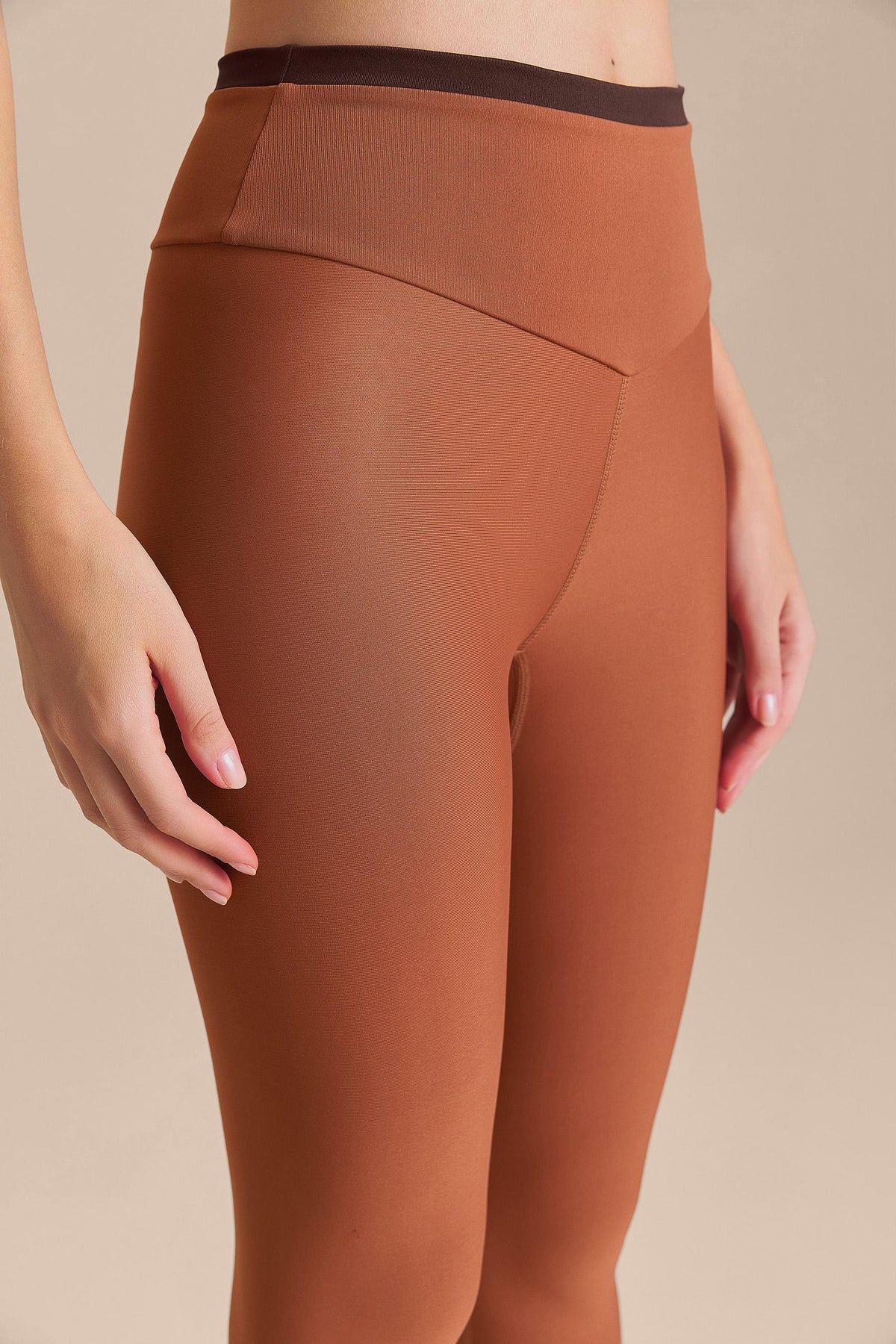 Calza Deportiva LIVE! Hydefit Adaptiv V Legging Mujer