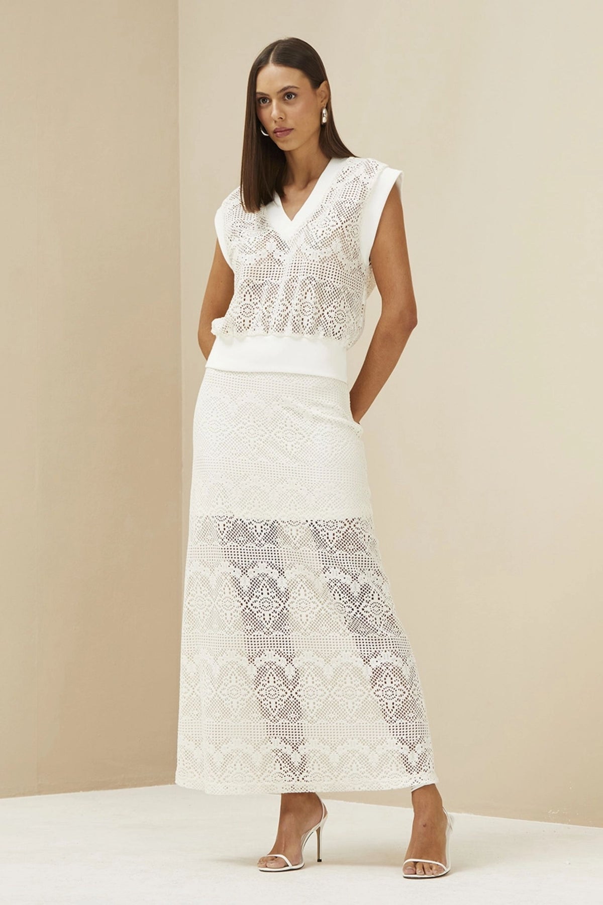 Falda Midi con Encaje y Transparencia – FORUM