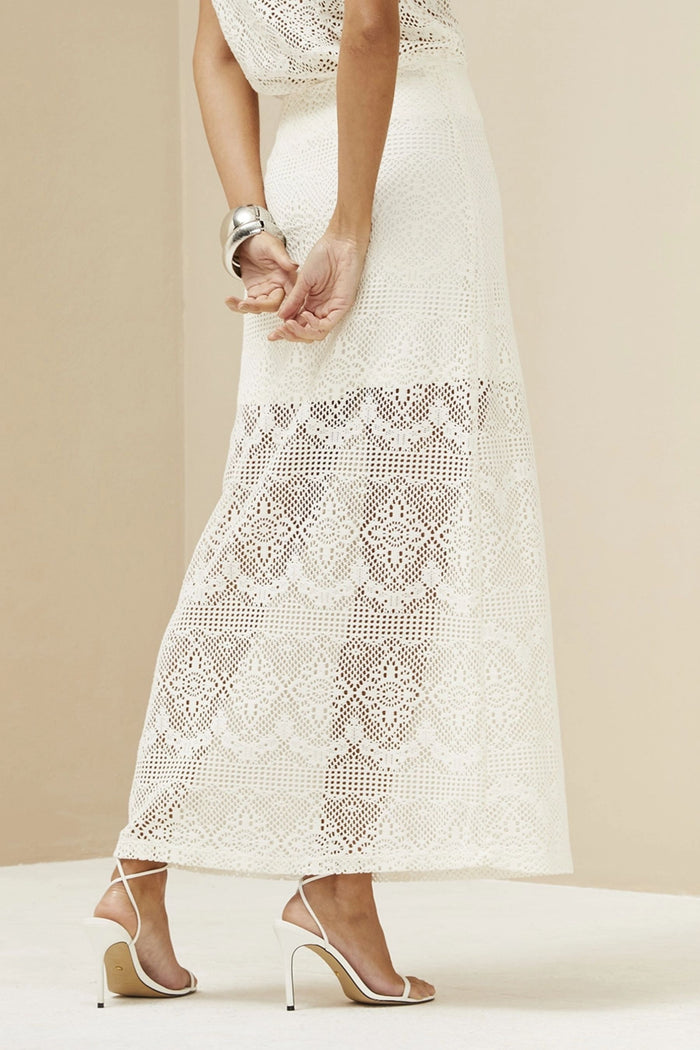 Falda Midi con Encaje y Transparencia – FORUM