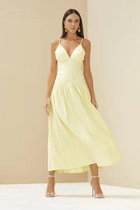 Vestido Midi Evasé en Lino – Urban Breeze