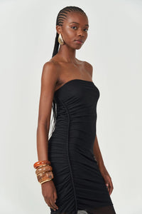 Vestido de Tule con Fruncido Lateral