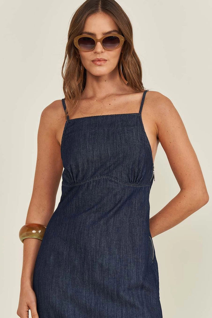 Vestido Jeans Midi Slim con Tirantes