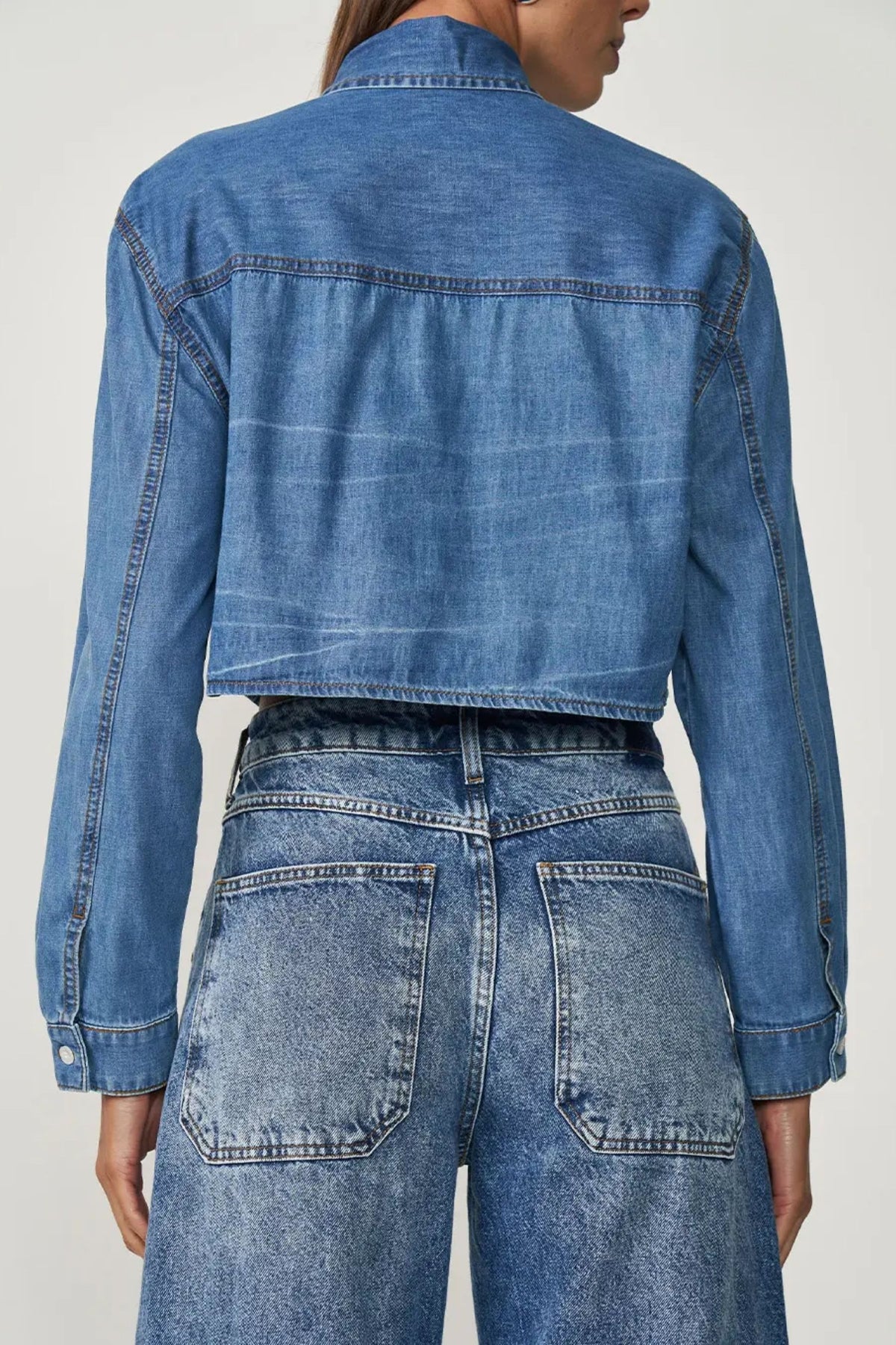 Camisa Jeans Femenina Loose Índigo – Colcci