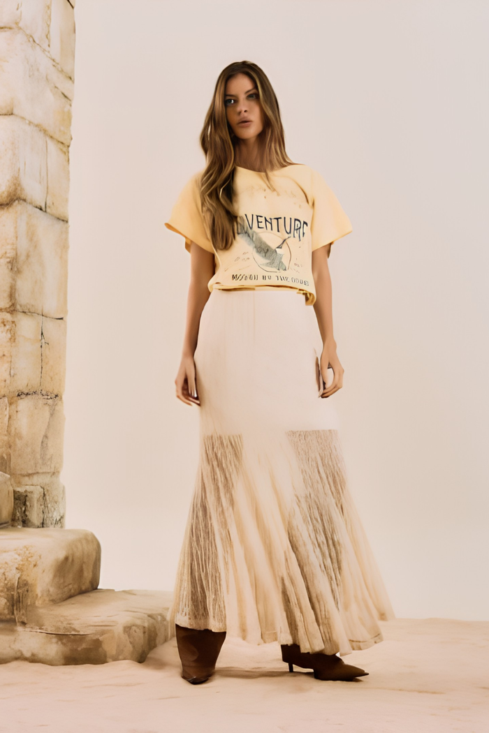 Falda Larga Basic Comfort de Encaje con Transparencia Beige