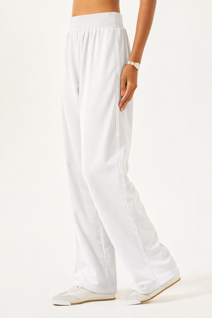 Calza Moletín Recta Comfort con Franja Lateral Colcci Sport