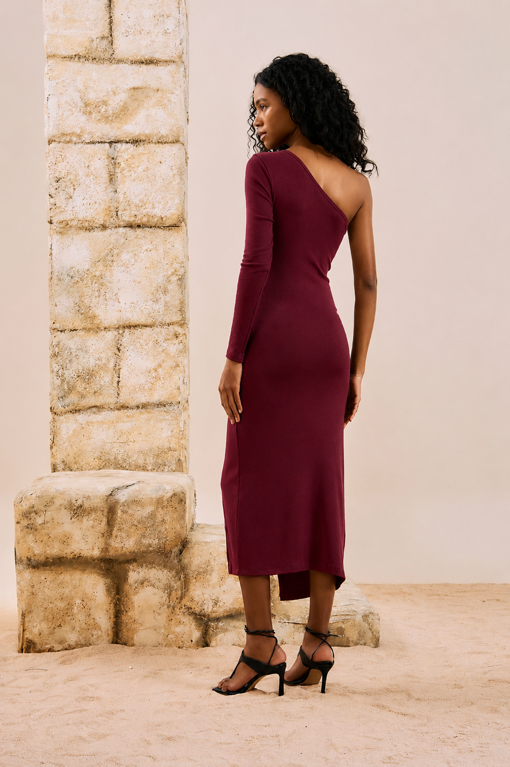 Vestido Midi Un Hombro Mujer Burdeo