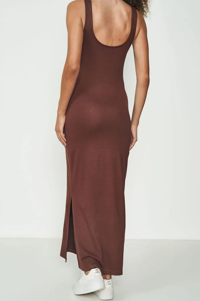 Vestido Midi Con Abertura Lateral