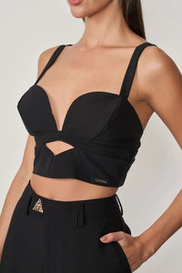 Top Corto Ajustado con Detalle Envasado