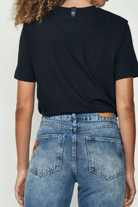 Camiseta Colcci Jeans con Aplicación