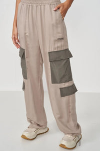 Pantalón Estilo Jogger Colcci
