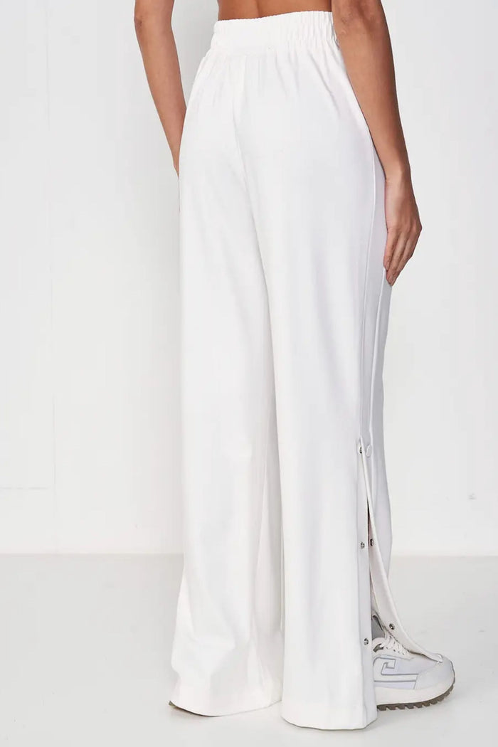 Pantalón  con Aberturas – Off White – Colcci Sport
