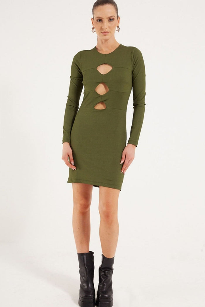 Vestido Canelado con Recortes Sport Style