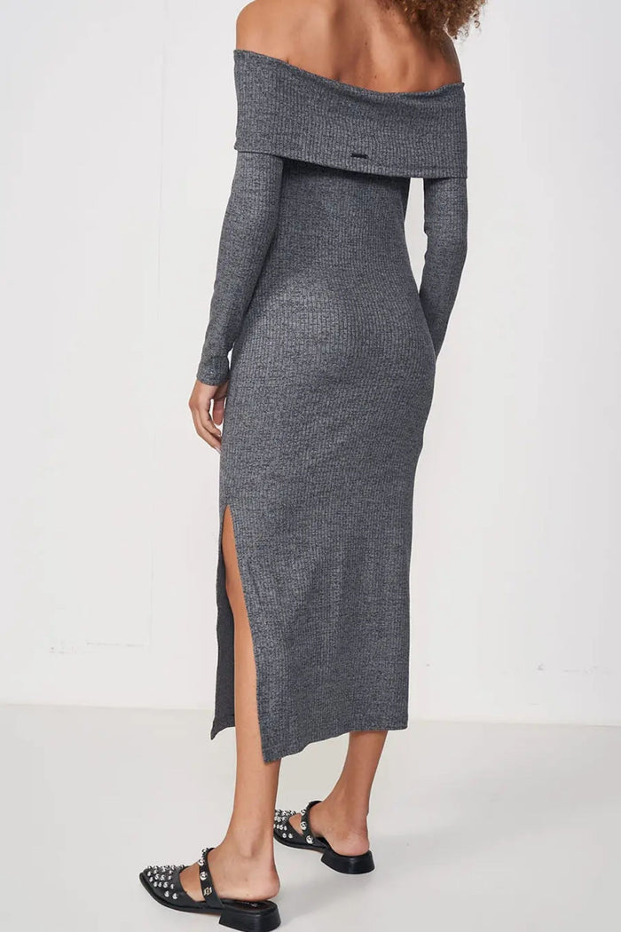 Vestido Midi Ombro a Ombro – Cinza Chumbo – Colcci