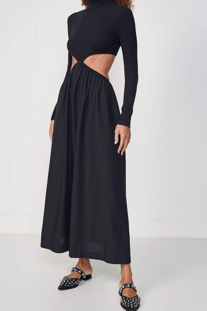 Vestido Largo con Recortes – Negro – Colcci