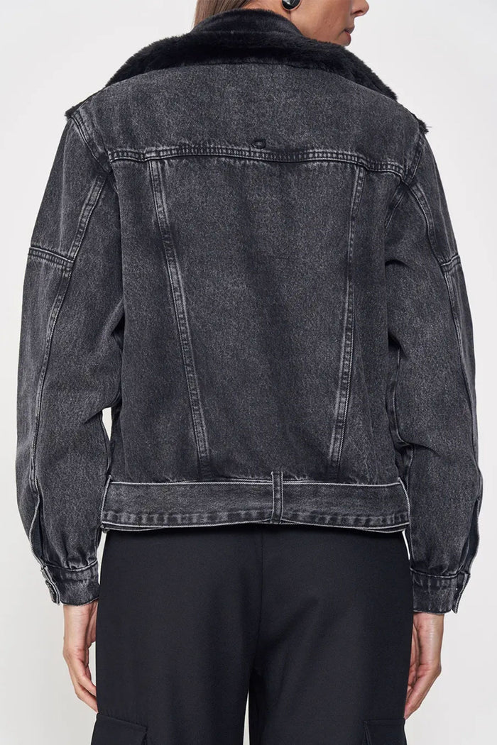 Chaqueta Jeans con Detalle de Ecopiel – Colcci