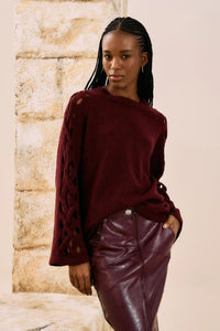 Blusa Tricot con Detalle Trenzado