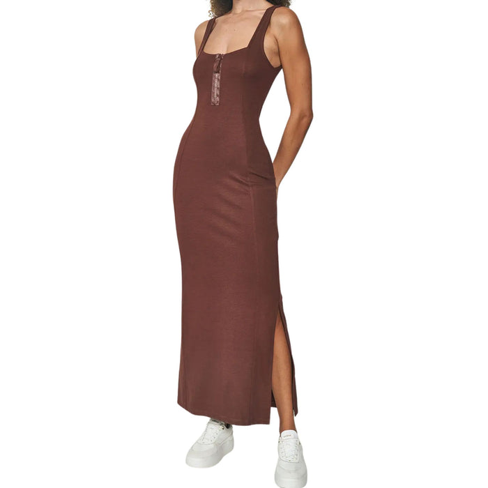Vestido Midi Con Abertura Lateral
